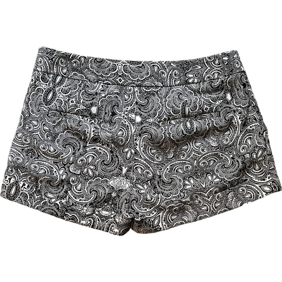 Express Paisley Shorties Shorts  - Size 4 - Picture 2 of 7
